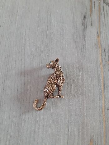 Broche léopard