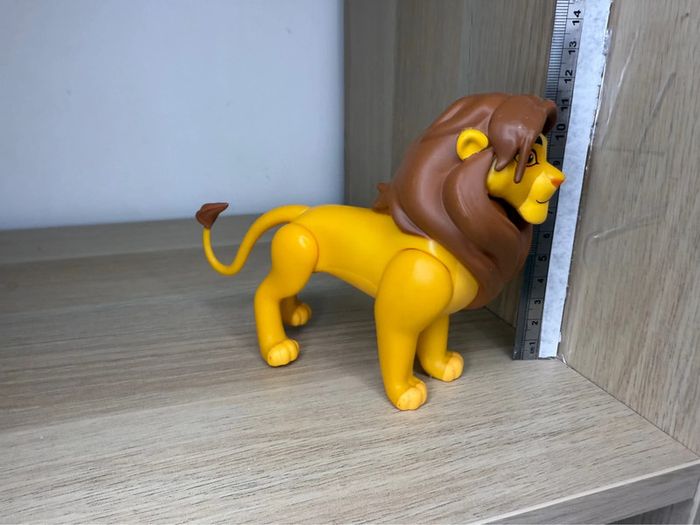 Figurine simba adulte Disney
