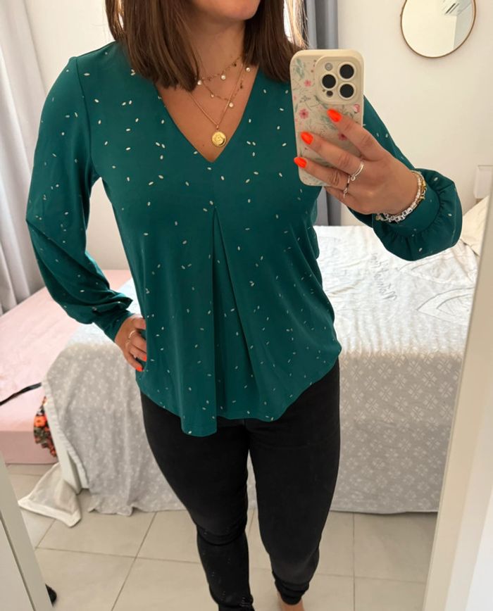 Blouse à pois cache cache taille m en très bon état