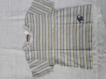 T-shirt manches courtes rayé.