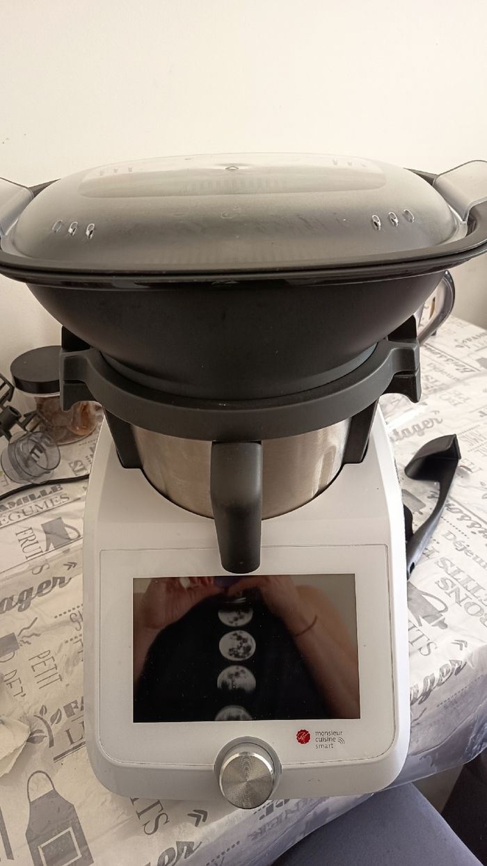 Monsieur cuisine smart et extracteur de jus qui fait également sorbet