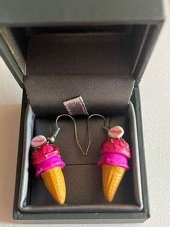 Boucles d’oreilles glaces