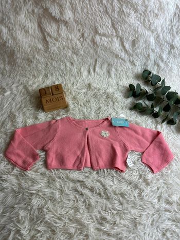 Boléro rose Obaibi taille 18 mois