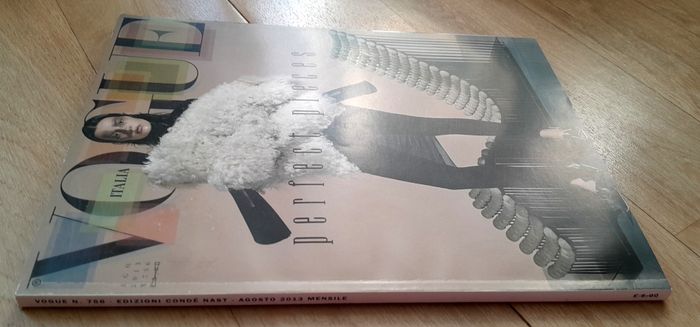 Vogue Italien n°756 agosto 2013 perfect pieces - photo numéro 2