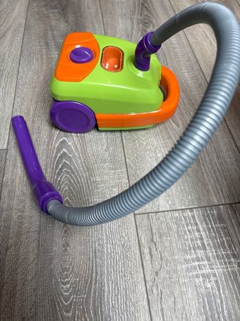 Jouet imitation aspirateur enfant 