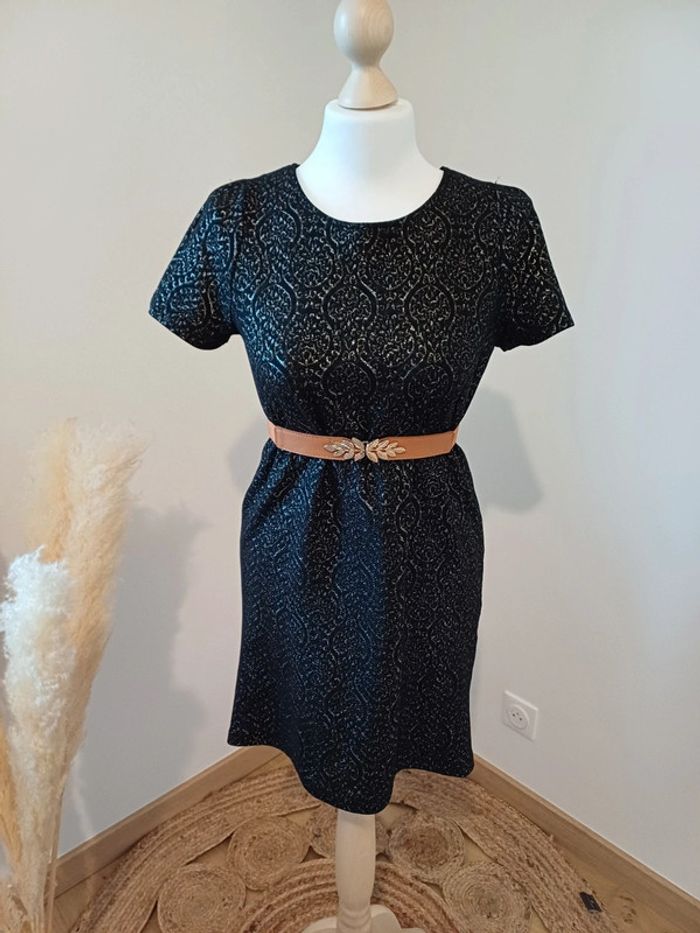 Robe noire courte à motifs Vintage Love taille S 36 - photo numéro 4