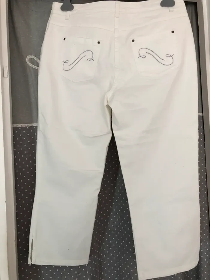 Pantalon blanc - photo numéro 2