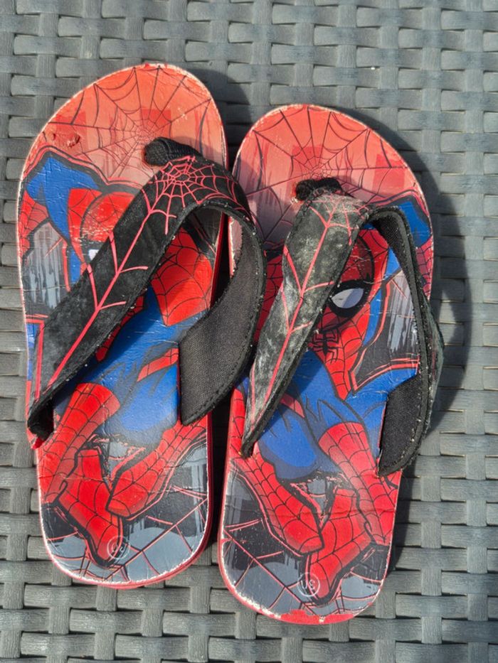 Tongs Spiderman pointure 30 - photo numéro 2