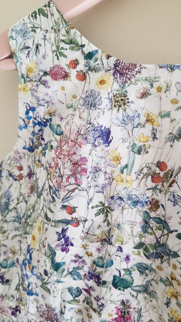 Robe Liberty 8 ans - photo numéro 3