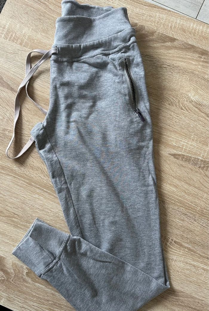 Pantalon gris coton - photo numéro 5