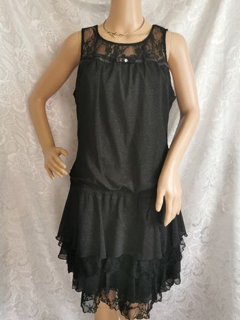 Robe noire pailletée. Taille 40 Cache Cache