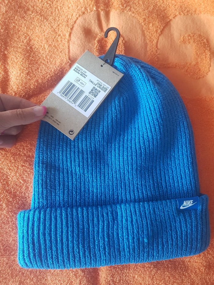 Magnifique bonnet mixte adulte  bleu nike - photo numéro 2