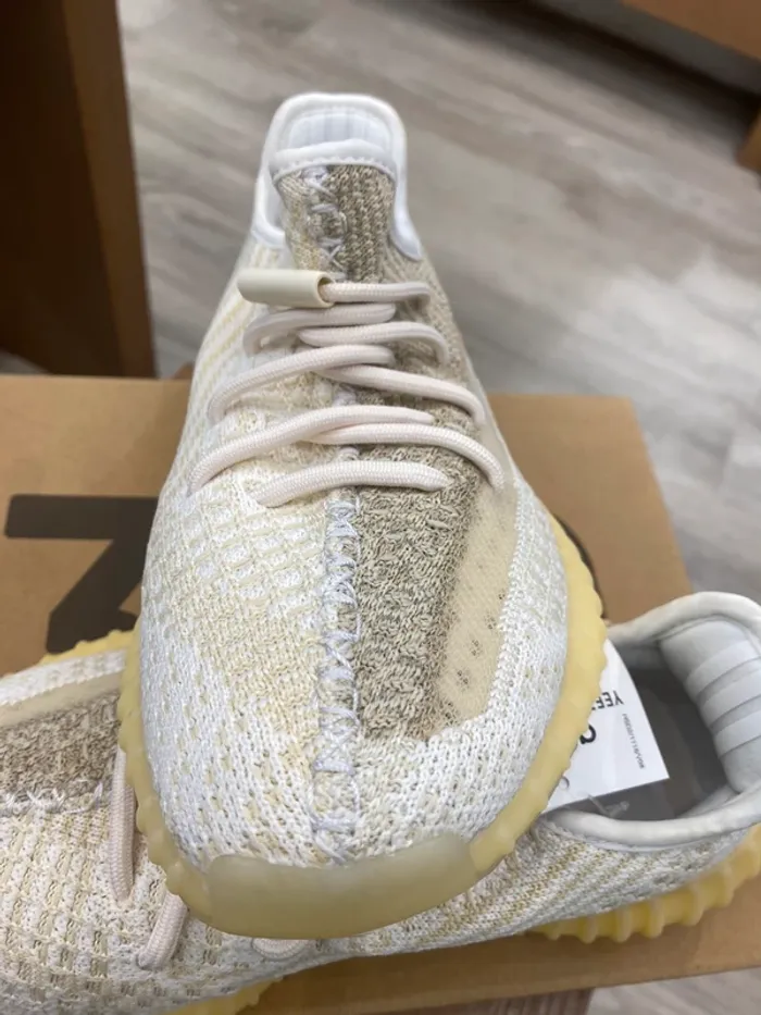 Adidas Yeezy boost 350 V2 Natural - neuf - 38eu - photo numéro 10