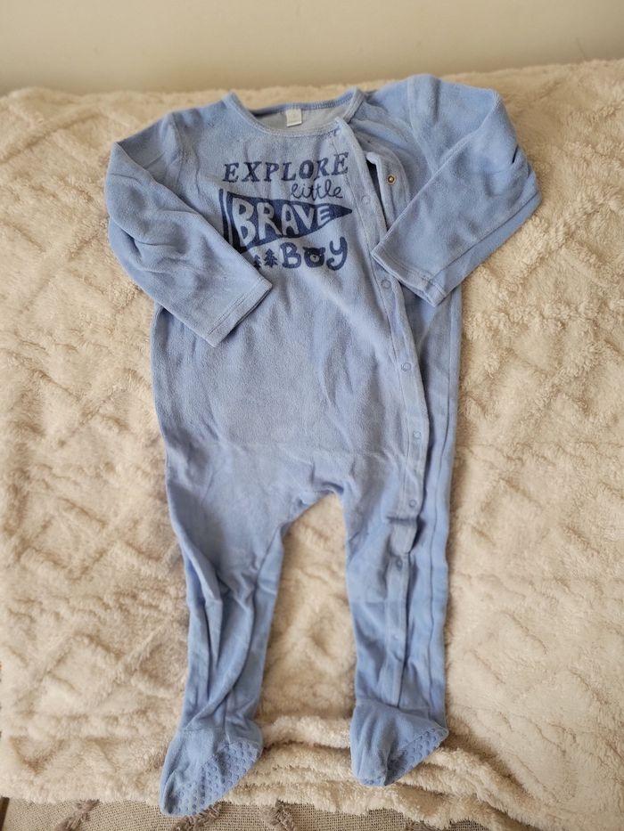 Lot pyjamas - photo numéro 3