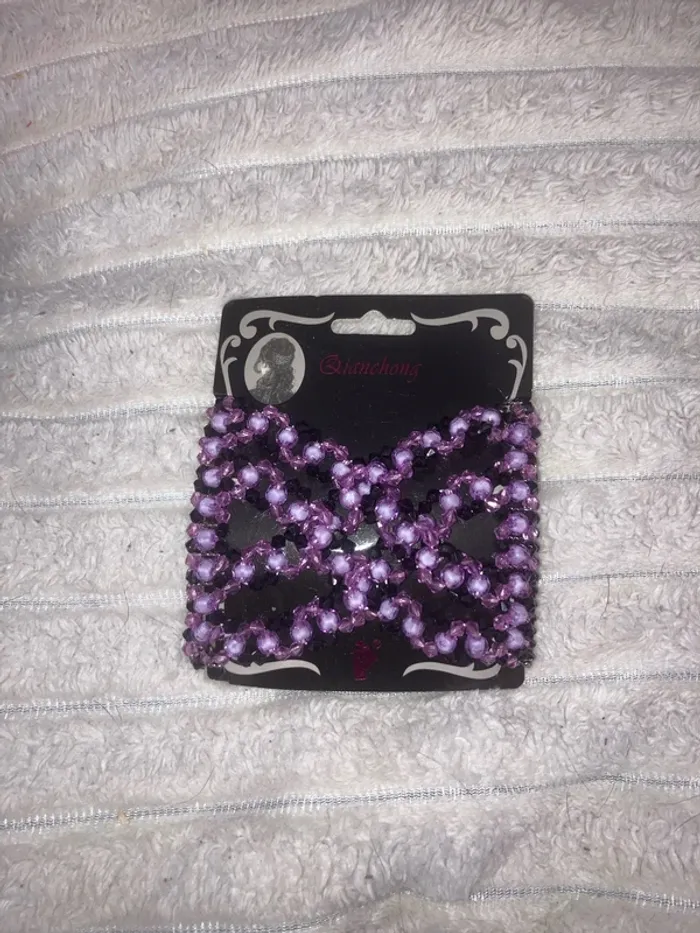 Pinces cheveux violettes