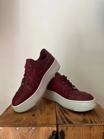 Nike Air Force 1 sage low team red