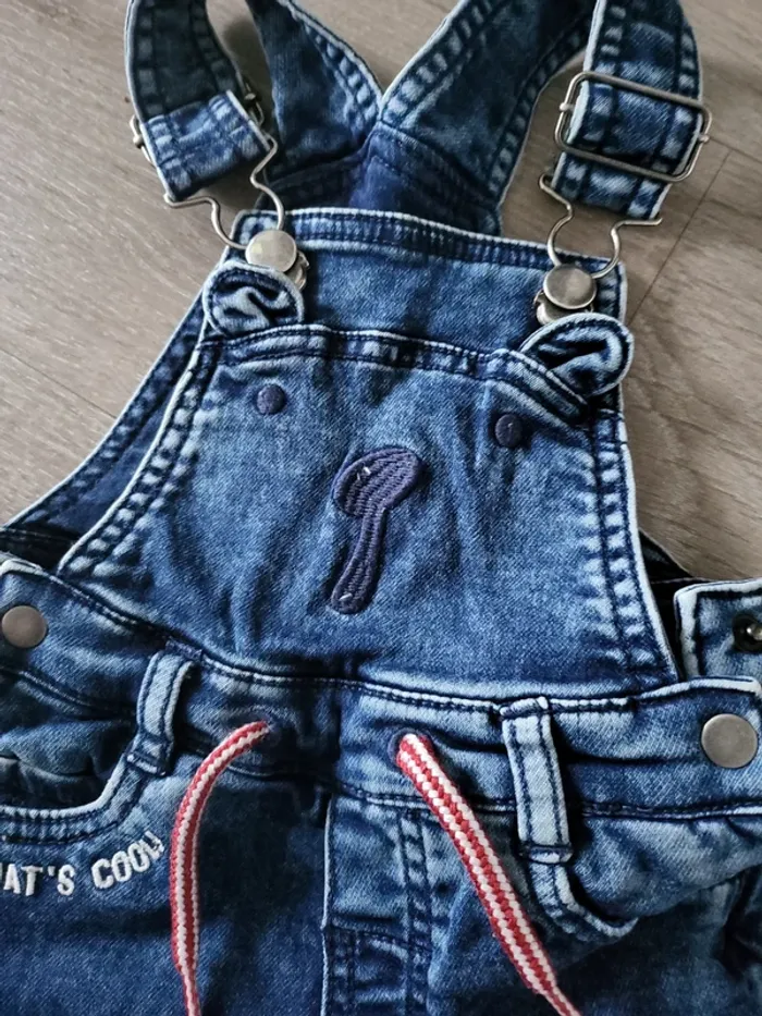 Salopette en jeans 12 mois - photo numéro 3