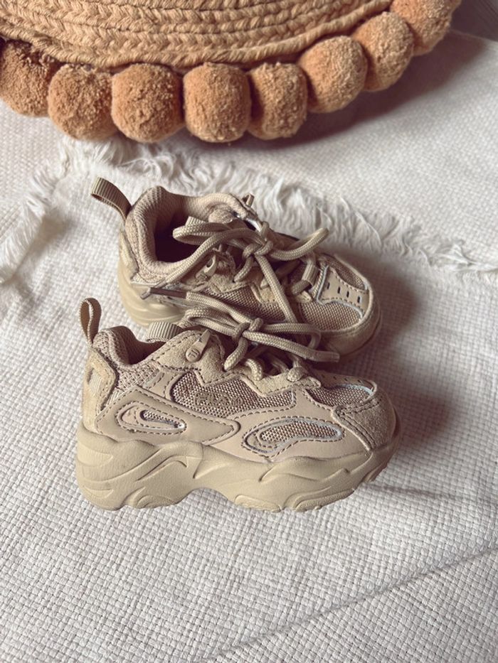 Baskets à lacet beige fila 20 - photo numéro 2