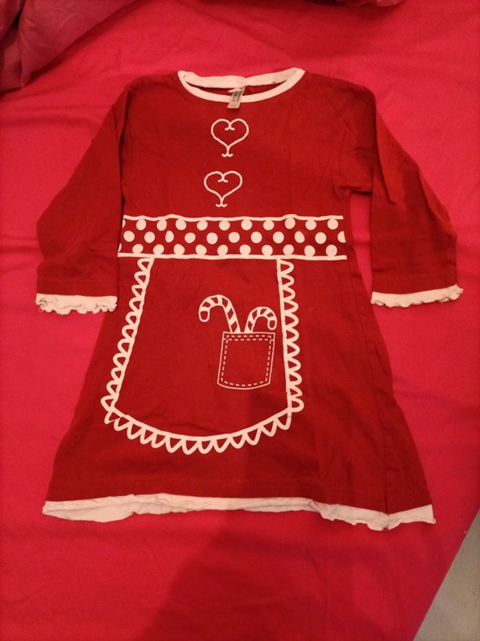 Robe de Noël taille 90 - photo numéro 2