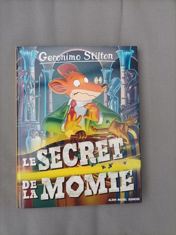 Livre "le secret de la momie" Geronimo Stilton neuf