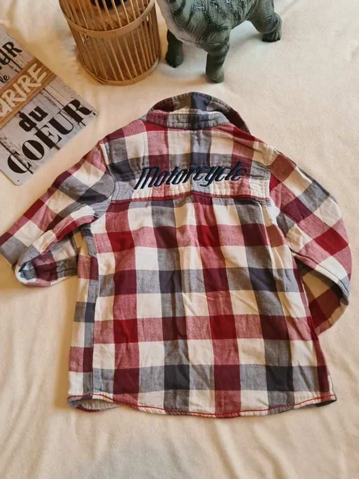 Chemise 8 ans - photo numéro 7