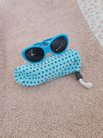 Lunette soleil bébé