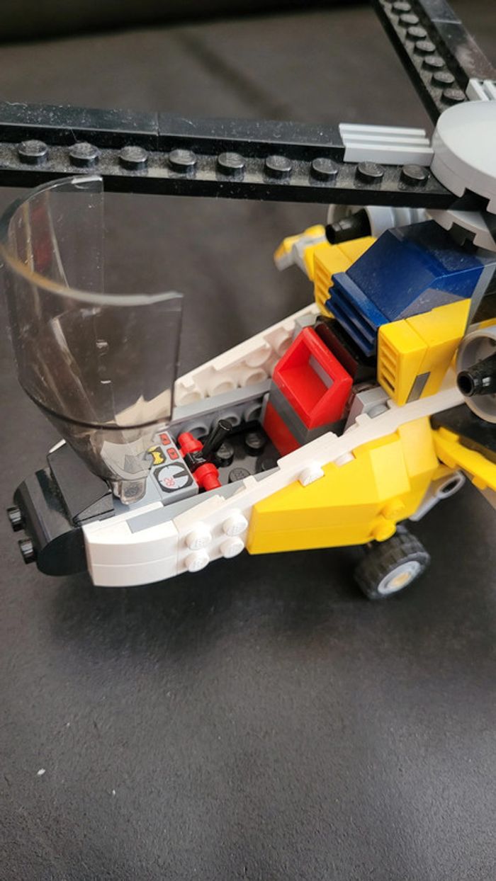 Lego Creator Hélicoptère jaune complet - photo numéro 3