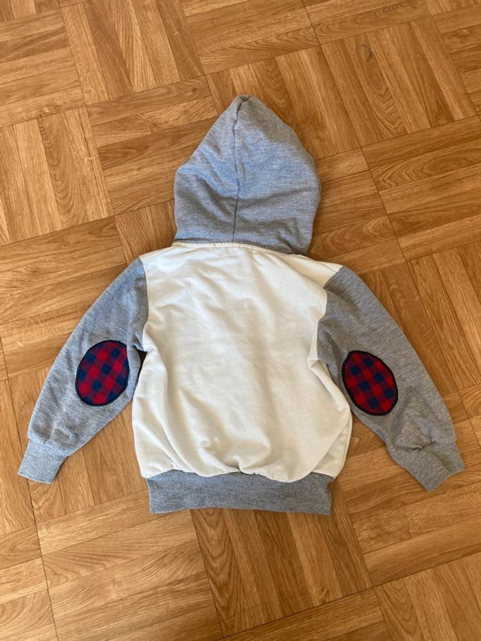 Sweat à capuche et zip + t-shirt manches longues blanc et gris taille 12/18 mois vintage Urchin - photo numéro 3