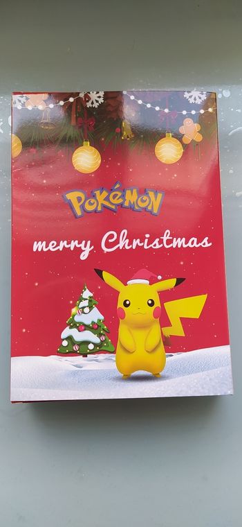 Calendrier de L'avent pokémon rouge Méry christmas et ses figurines