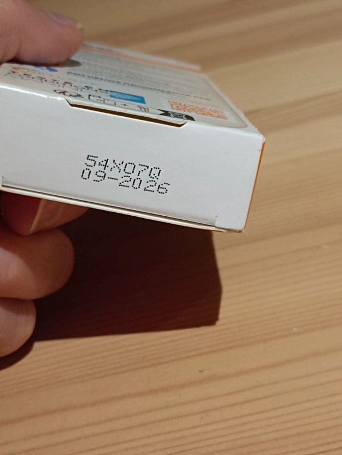 Anthelios uvmune 400 50+ fluide invisible la roche Posay 50ml - photo numéro 7