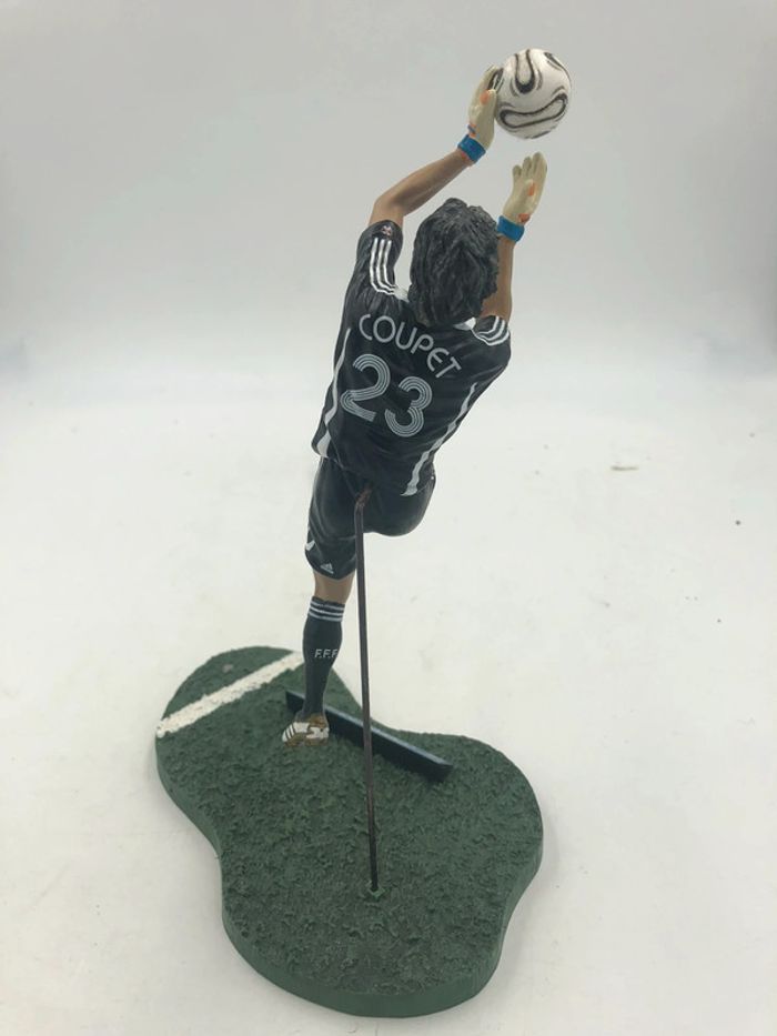 Figurine Ft Champs Gregory Coupet N•23 équipe de France de football 24 x 16 cm - photo numéro 4