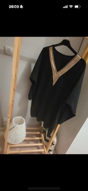 Jolie haut || neuf || taille unique