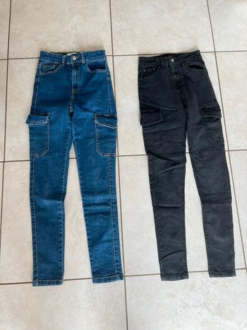 2 pantalons Jennyfer taille 34