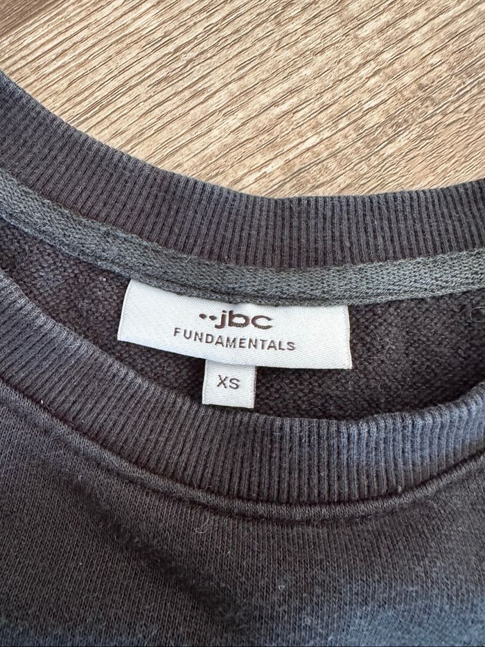 - Pull JBC - Taille XS / 34 - Très bon état - photo numéro 2