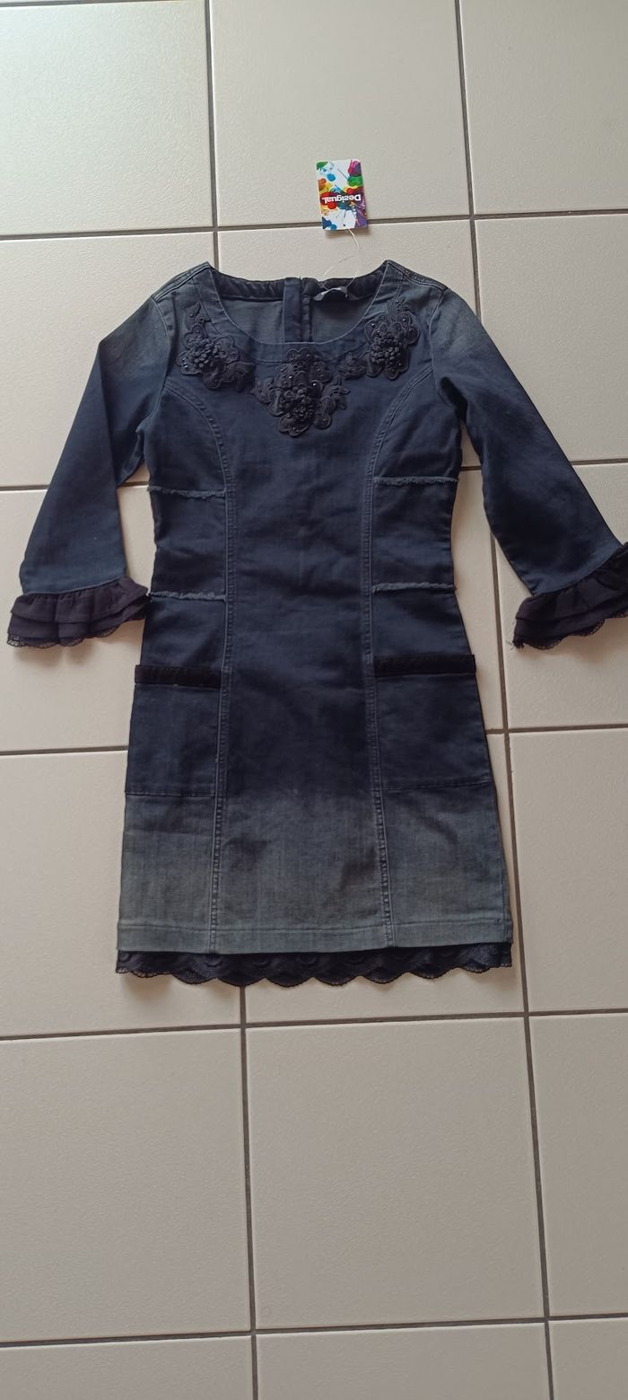 robe jeans noir taille 36 desigual manches 3/4 avec dentelle NEUVE - photo numéro 5