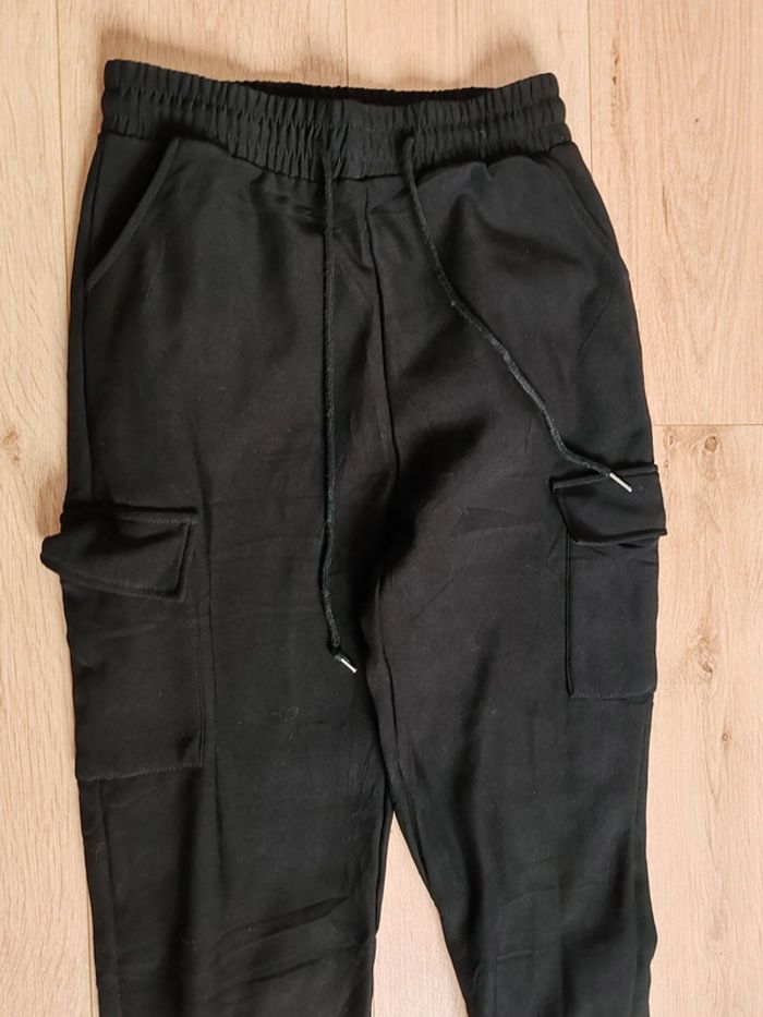 Pantalon jogging cargo noir - photo numéro 2