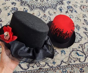 Lot de deux Chapeaux déguisement