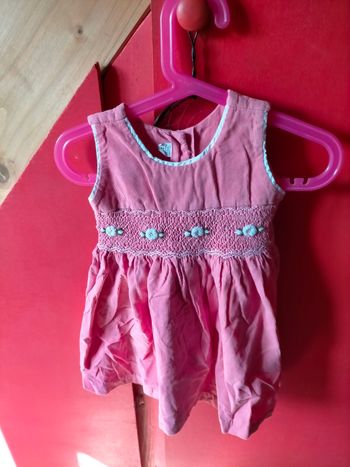 Jolie robe smocks main 2 ans