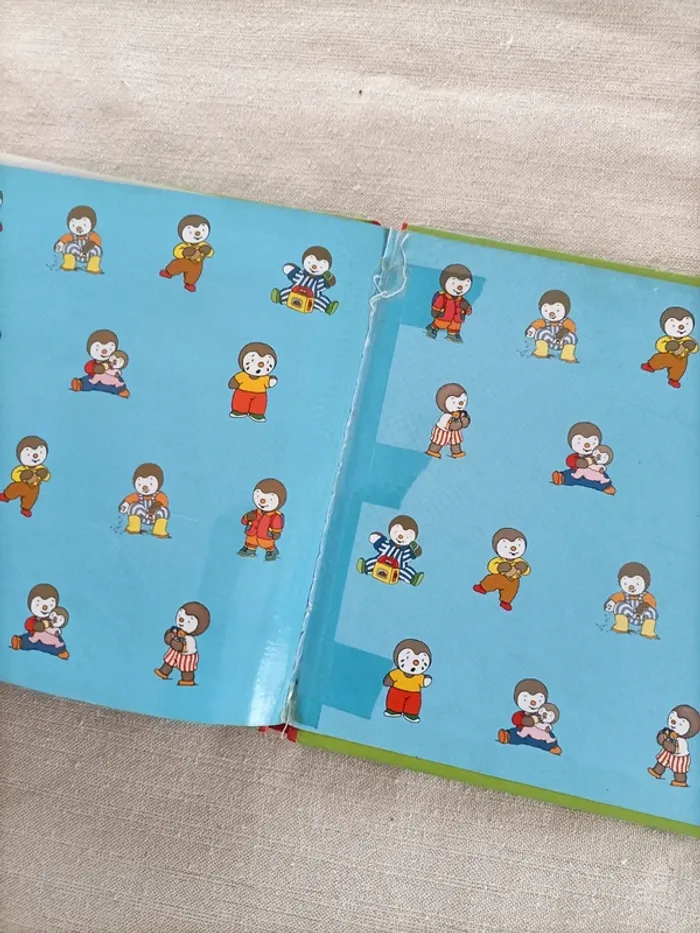 Livre T'choupi cherche les œufs de Pâques - photo numéro 6