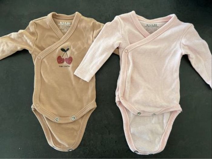 Lot de deux bodies