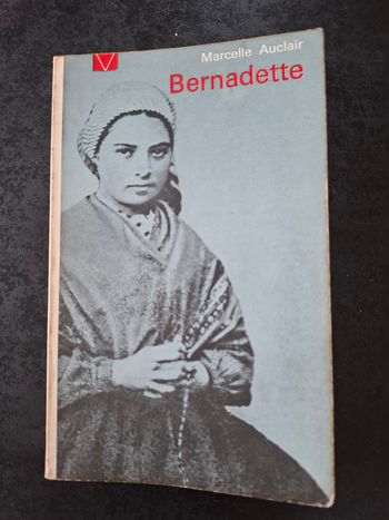 Biographie Bernadette de Marcelle Auclair en bon état