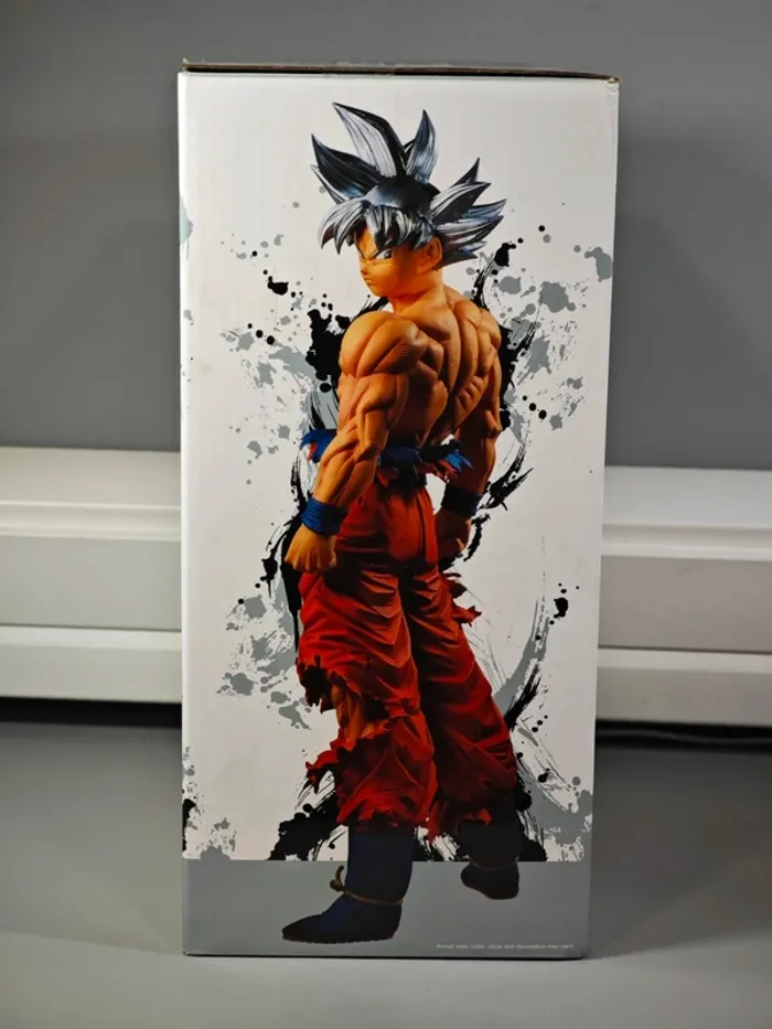 Figurine Dragon Ball Super : Goku Ultra Instinct 32cm Bandai Ichibansho Masterlise Extra avec boîte - photo numéro 11