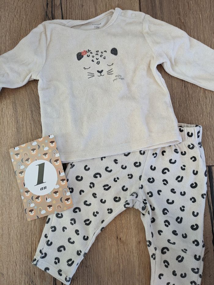 Pyjama deux pièces 🦁