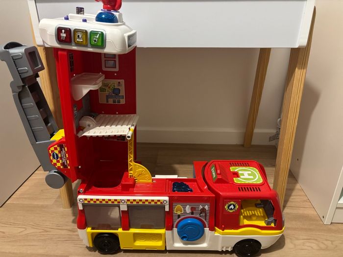 Camion pompier vetch - photo numéro 2