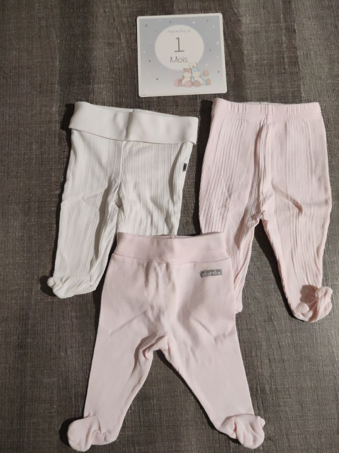 3 pantalons 0/1 mois