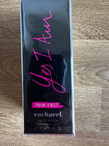 Eau de toilette Yes I am Pink de Cacharel 50 ml