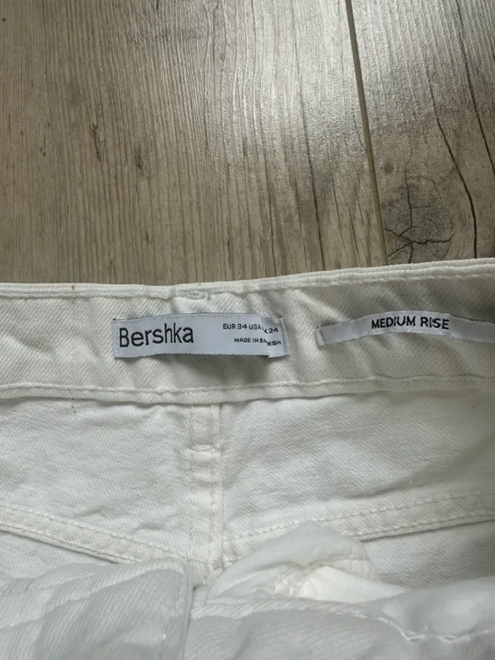 Short en jeans blanc dentelle bershka XS - photo numéro 5