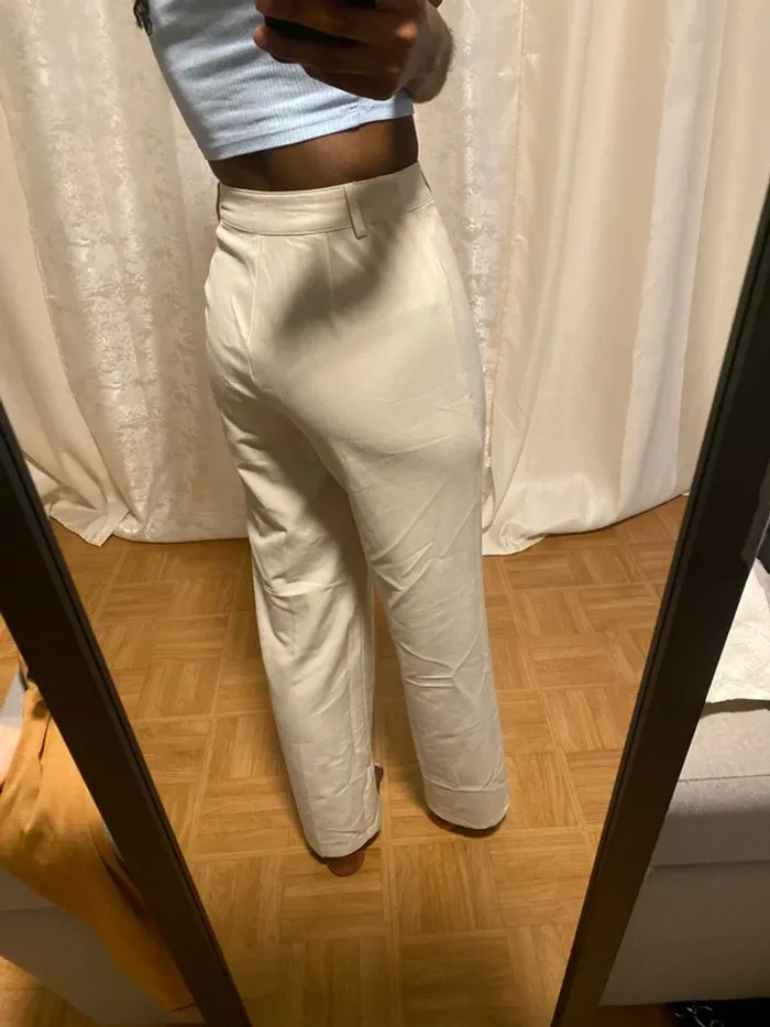 Pantalon beige - photo numéro 3