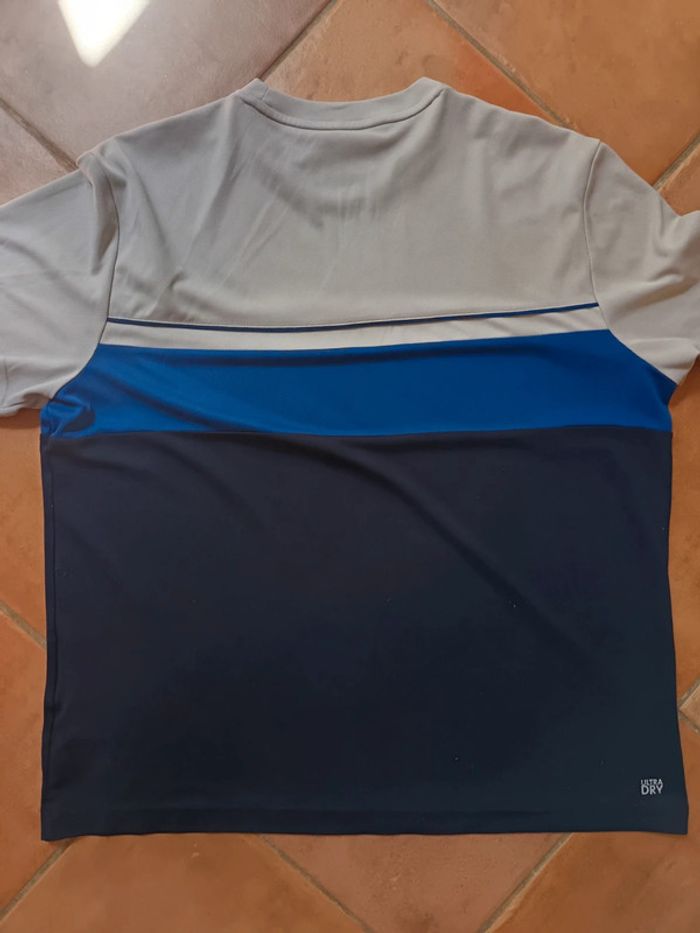 Tee-shirt lacoste - photo numéro 2