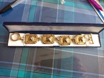Bracelet original doré